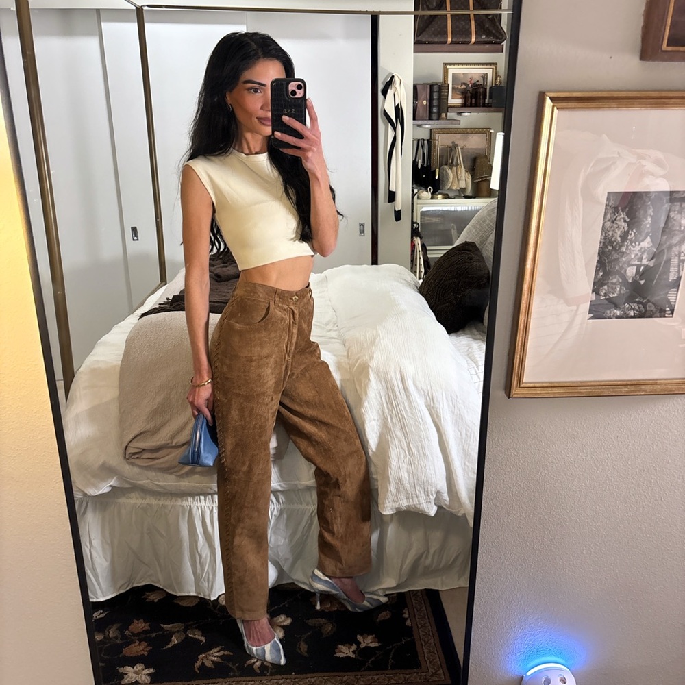 Vintage 100% Genuine Leather ‘Jones New York Sport’ suede trouser pants